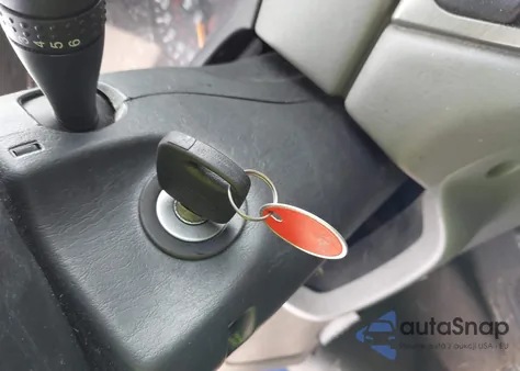 2002 Ford Focus Zts z USA, uszkodzony, nr VIN 1FAFP38372W225785